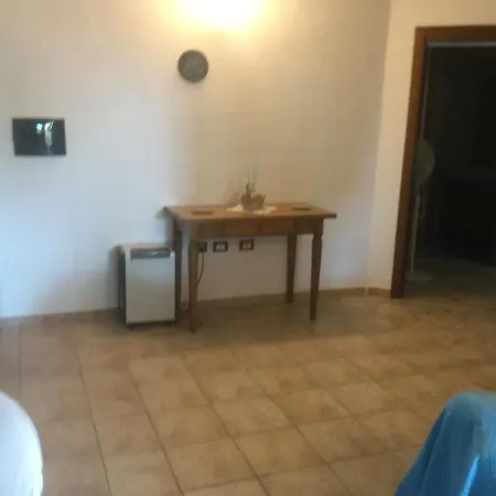 Edo * 卡拉·利贝罗托